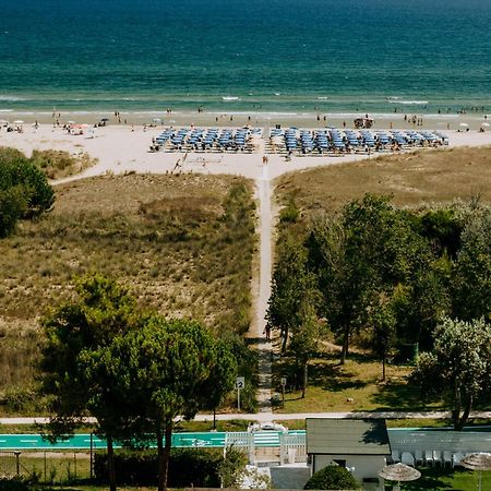 Hotel Holiday Vasto Exterior foto
